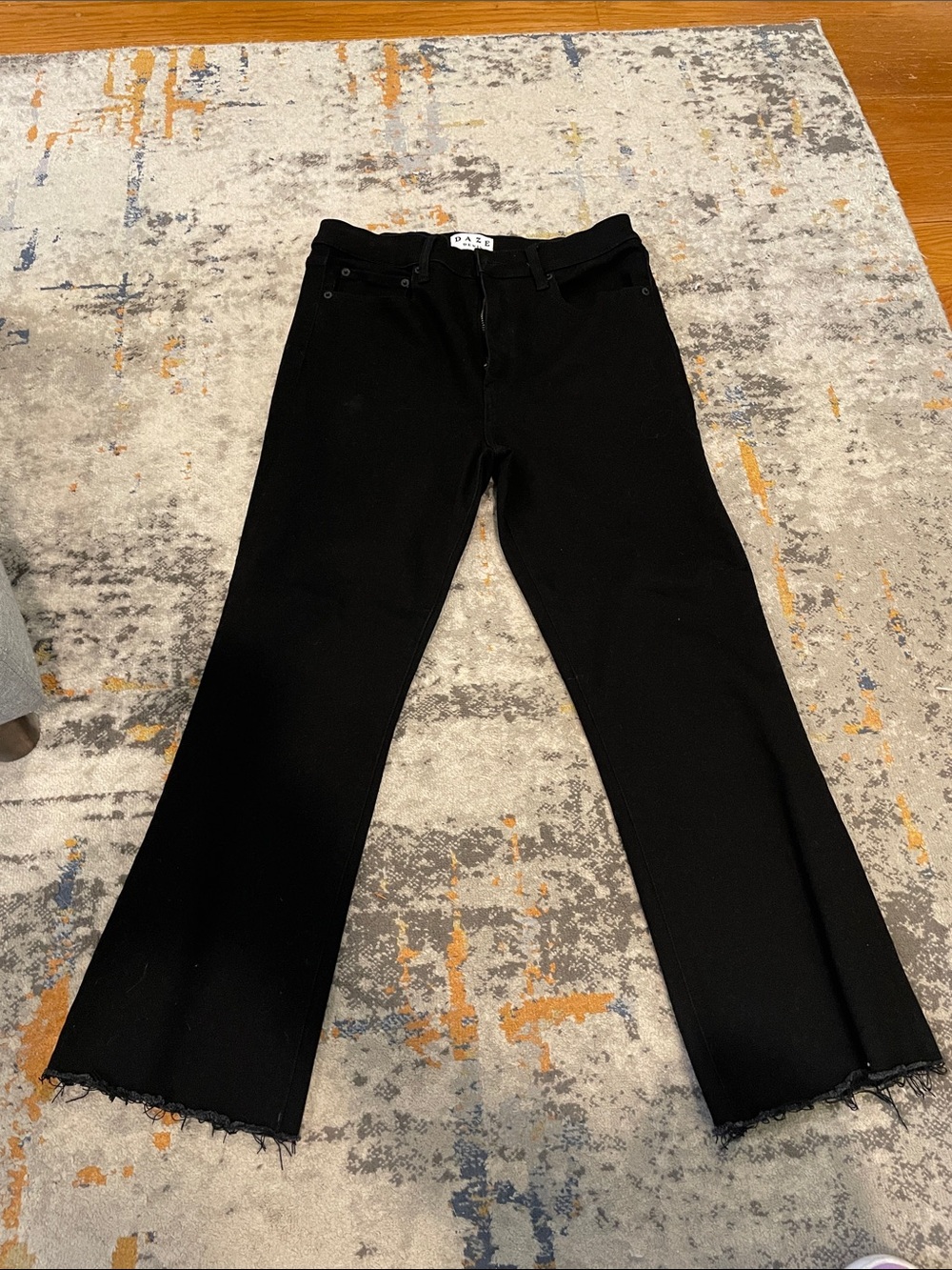 DAZE Black Cropped Jeans with Raw Hem